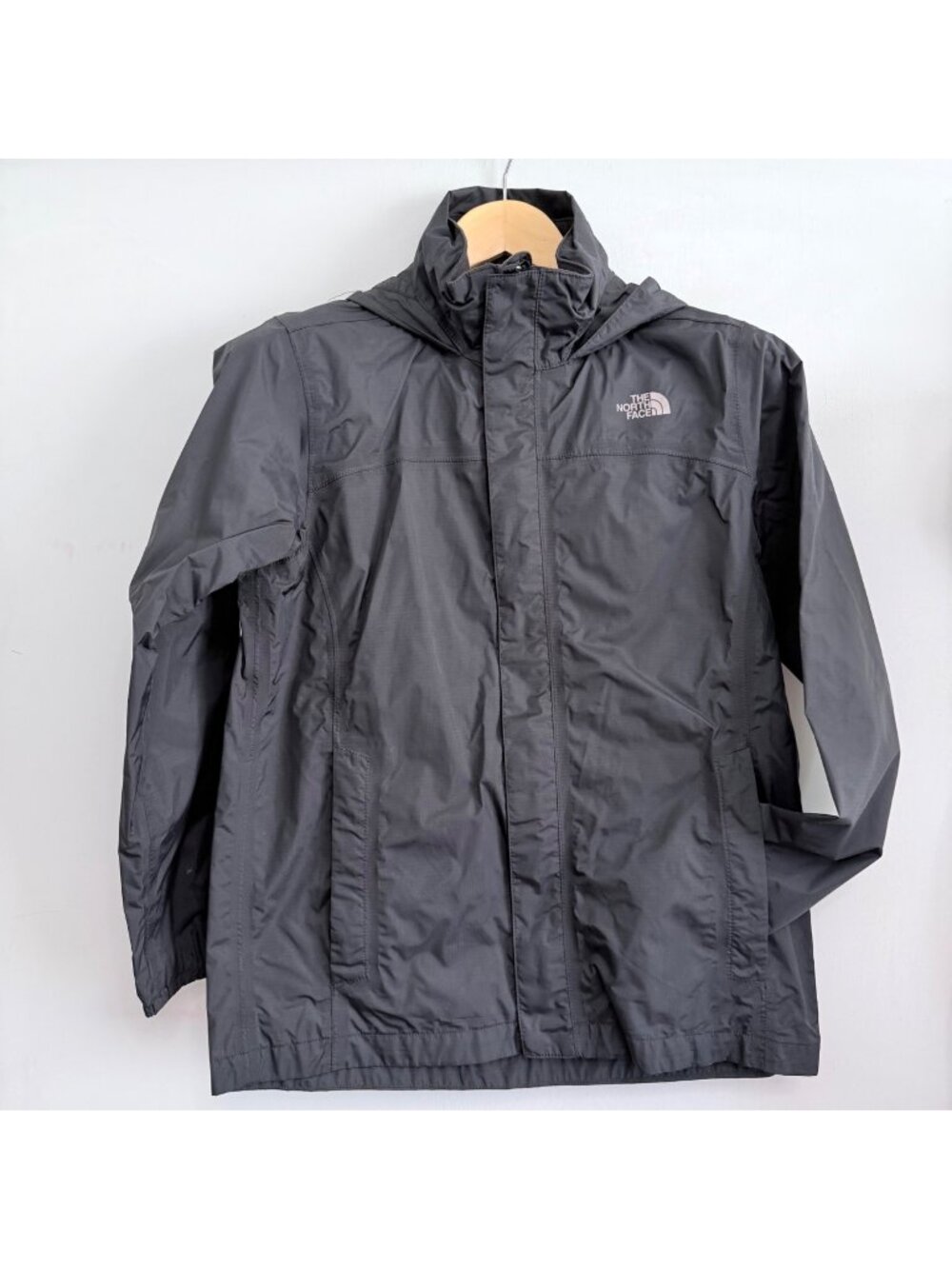 The North Face HyVent Waterproof Jacket Lightweight Hooded Raincoat Boys 14/16